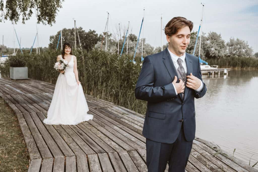 Hochzeitslocation in Weiden am See - First Look