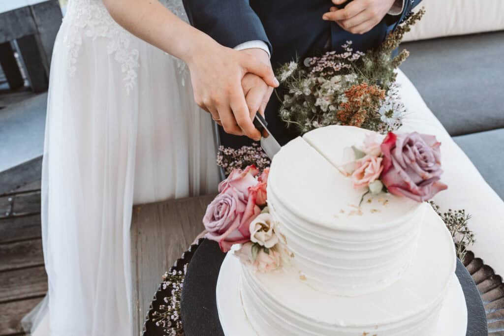 Hochzeitslocation in Weiden am See - Hochzeitstorte