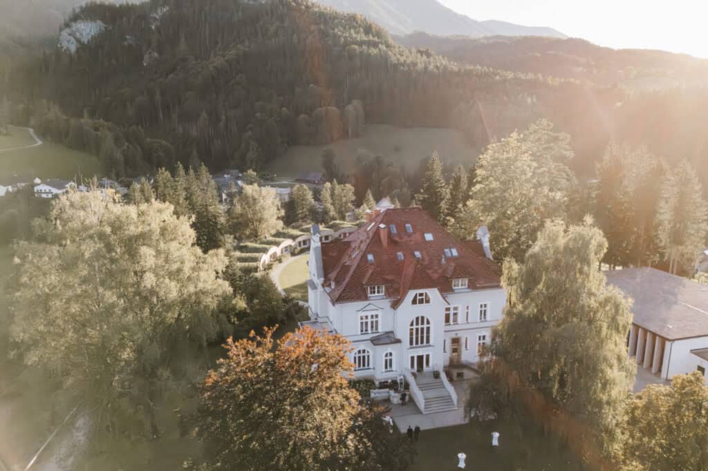 Hochzeitslocation Villa Bergzauber