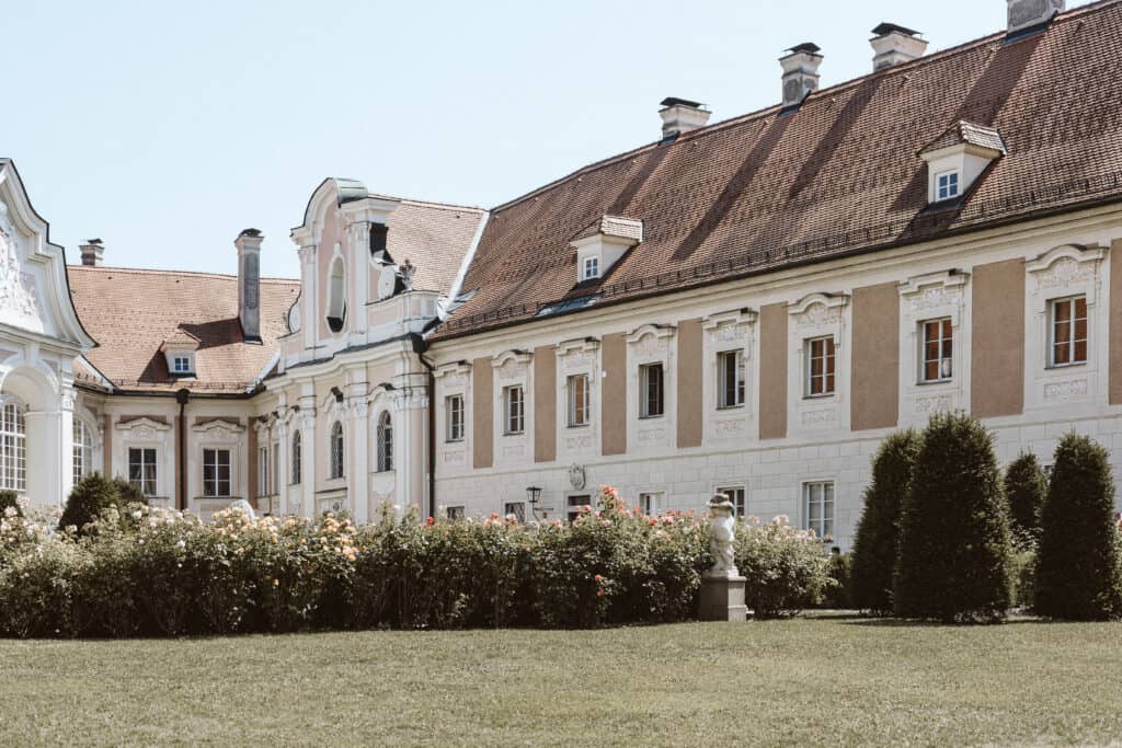 Hochzeitsreportage in Steyr in Schloss Lamberg
